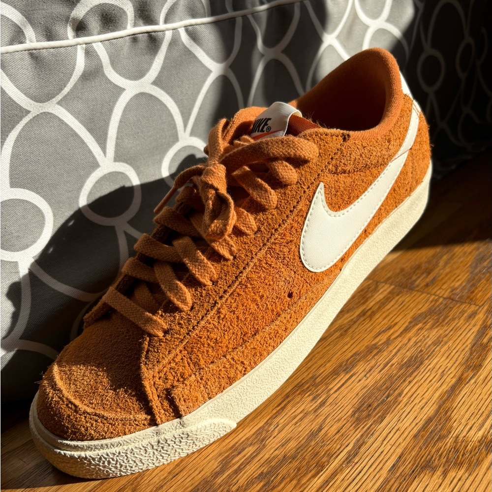 Nike Blazer Low Suede Sneakers - Picture 11 of 15